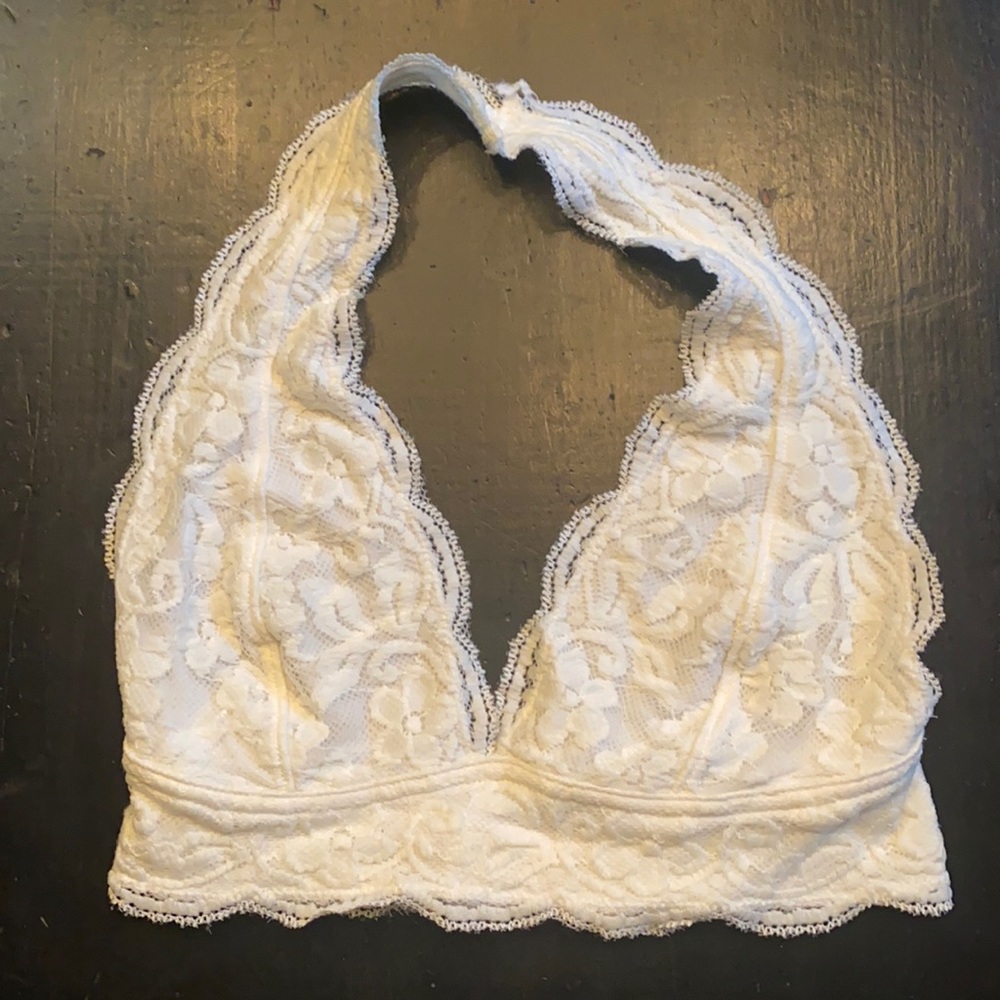 Urban Outfitters Halter Cream Bralette | Size Unknown